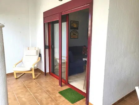Oasis Palm Mar : Charmant Appartement avec Terrasse et Piscine, à 600m de la Mer à Tenerife - Photo 2