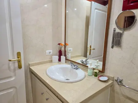 Oasis Palm Mar : Charmant Appartement avec Terrasse et Piscine, à 600m de la Mer à Tenerife - Photo 21