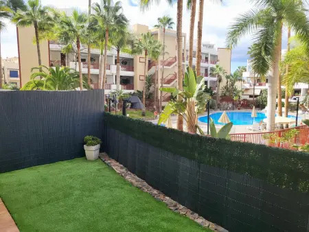 Oasis Palm Mar : Charmant Appartement avec Terrasse et Piscine, à 600m de la Mer à Tenerife - Photo 22
