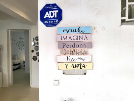 Location saisonnière : Appartement rénové avec 2 chambres et 4 piscines à Costa del Silencio - Photo 2