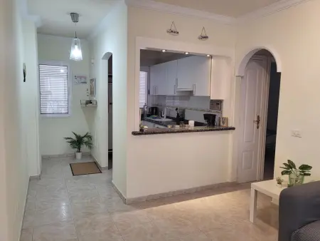 Appartement en Bord de Mer avec 2 Chambres, Piscine et Wifi sur la Costa del Silencio, Tenerife - Photo 13