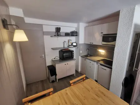 Appartement cosy avec balcon, piscine et parking en option à Plagne 1800 - Photo 3