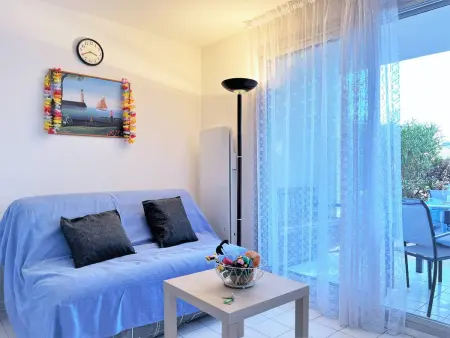 Appartement familial climatisé avec piscine, terrasse et parking - 5 couchages - Le Lavandou - Photo 2
