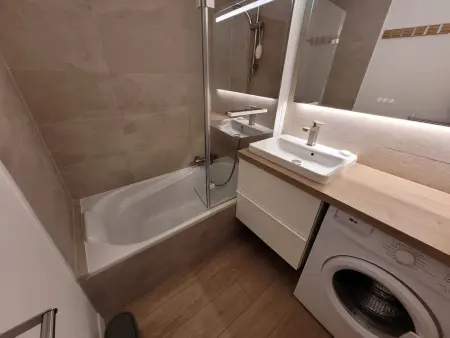 Appartement rénové, calme, proche centre, parking, Wifi inclus - Photo 4