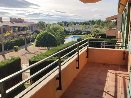 Bel Appartement à Proximité de la Mer avec Piscine et Grand Jardin - Photo 1