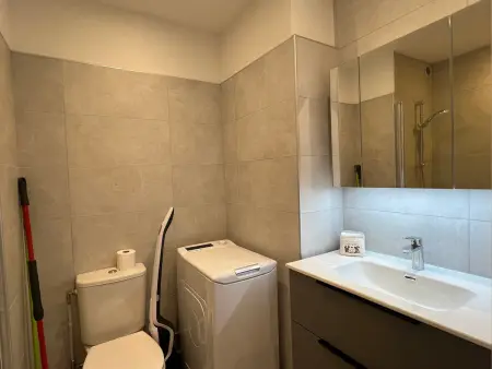 Studio spacieux rénové proche pistes avec balcon, WiFi inclus, pour 4 personnes à Pra Loup - Photo 3