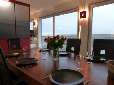 Appartement panoramique au centre de Moulins avec terrasse, 2 chambres, et équipements modernes - Photo 17