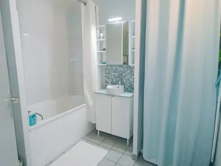 Appartement T2 avec garage et piscine à Sète, Appartement 4 personnes à Sète - Photo 4