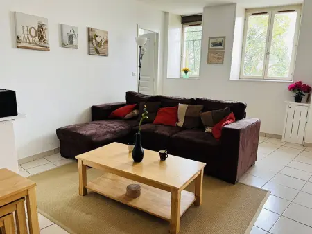 Appartement T2 de charme à Cambo, centre-ville, petite terrasse, Internet, animaux admis - Photo 4