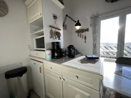 Appartement 2 pièces avec balcon, vue mer et parking à Saint-Pierre-d'Oléron, wifi inclus - Photo 4