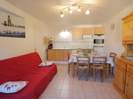 Appartement 6 personnes avec balcon, cœur du vieux village, proche remontées mécaniques et commerces - Photo 2