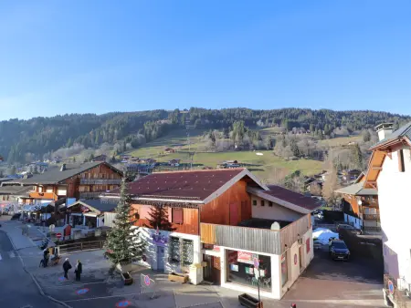 Appartement 6 personnes avec balcon, cœur du vieux village, proche remontées mécaniques et commerces - Photo 7