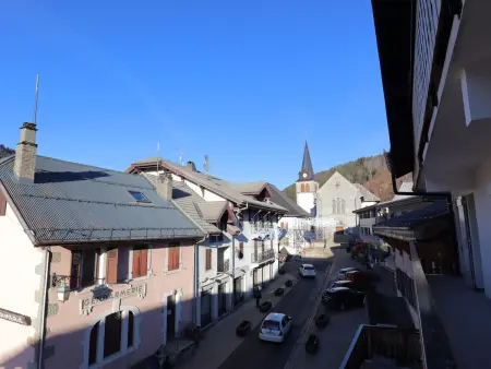 Appartement 6 personnes avec balcon, cœur du vieux village, proche remontées mécaniques et commerces - Photo 8
