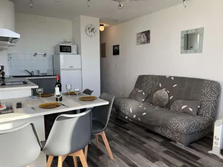 Studio pour 4 - Piscine, Parking, Lave-linge, Proche commerces - Photo 3
