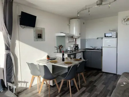 Studio pour 4 - Piscine, Parking, Lave-linge, Proche commerces - Photo 5