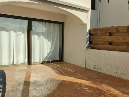 Appartement T2 avec Terrasse et Piscine, Parking Privé, Espace Aquatique - Le Barcarès - Photo 7