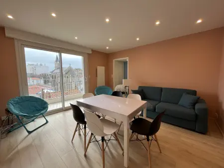 Appartement Moderne Centre-Ville, Proche Plage, 5 Couchages, Parking Privé - Photo 11