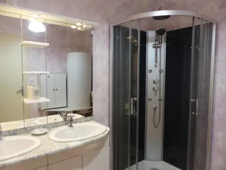 Appartement chaleureux pour randonnées au Pays d'Huriel - Photo 12