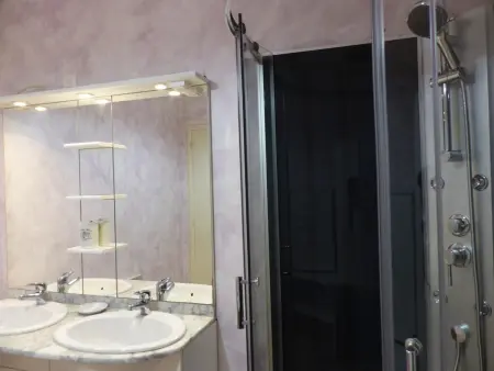 Appartement chaleureux pour randonnées au Pays d'Huriel - Photo 13