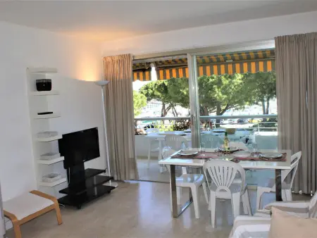 Moderne T3, 2 chambres, climatisé, parking, plage à pied - Photo 1