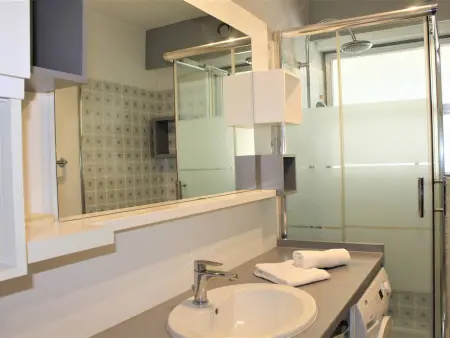 Moderne T3, 2 chambres, climatisé, parking, plage à pied - Photo 8