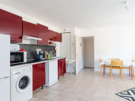 Charmant T2 en rez-de-jardin avec piscine, garage et WIFI à Narbonne-Plage - Photo 2