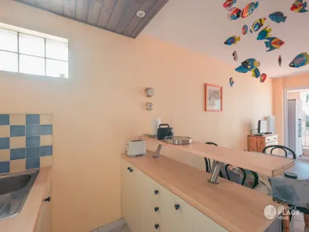 Appartement plage et commerces, balcon, tout confort - Photo 15