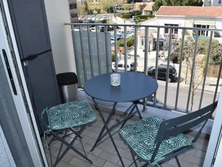 Studio cosy avec balcon et climatisation, proche des thermes - Photo 10