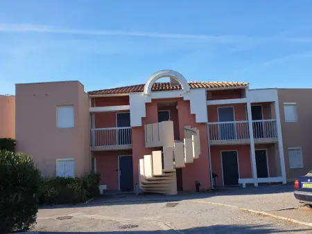 Studio avec jardinet, parking privatif, animaux acceptés - 2 étoiles - Photo 2