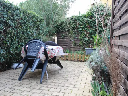Studio avec jardinet, parking privatif, animaux acceptés - 2 étoiles - Photo 8