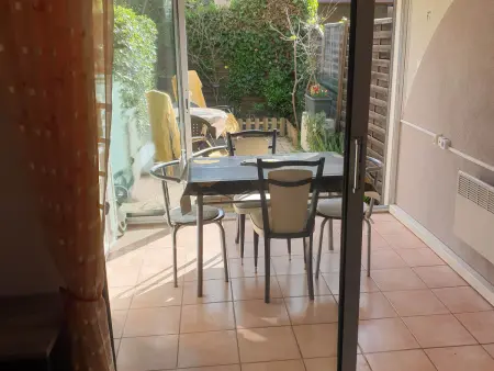 Studio avec jardinet, parking privatif, animaux acceptés - 2 étoiles - Photo 11