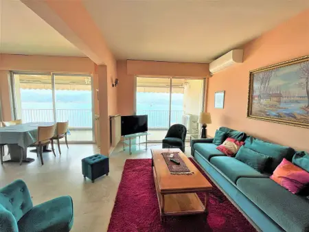 Grand appartement 4 pièces avec terrasse, climatisation et parking à Ajaccio - Photo 4