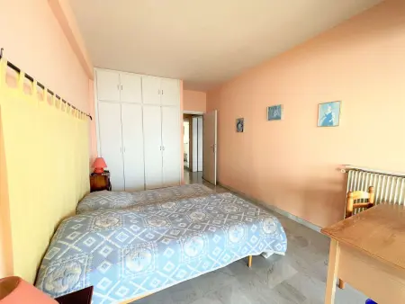 Grand appartement 4 pièces avec terrasse, climatisation et parking à Ajaccio - Photo 10