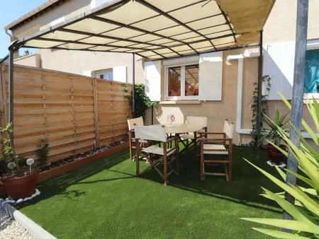Beau 3 pièces climatisé, piscine privée, parking au Grau-du-Roi - Photo 1