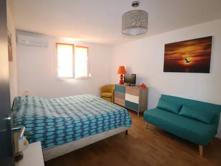 Beau 3 pièces climatisé, piscine privée, parking au Grau-du-Roi - Photo 7