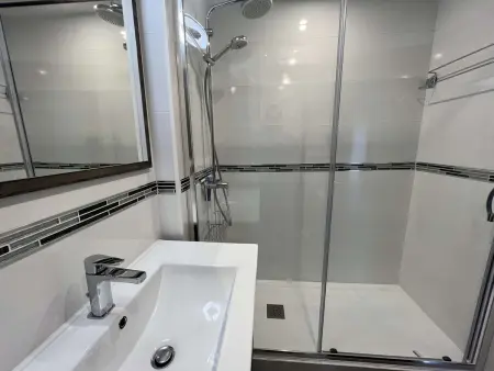 Studio cabine avec piscine, parking, climatisation et animaux admis - Photo 11