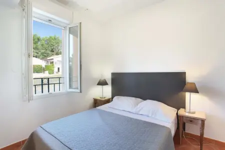 Résidence La Licorne de Haute-Provence 4, Appartement à Gréoux-Les-Bains près des lacs - Photo 2