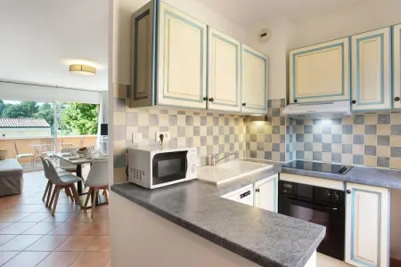 Résidence La Licorne de Haute-Provence 3, Appartement à Gréoux-Les-Bains près des lacs - Photo 2
