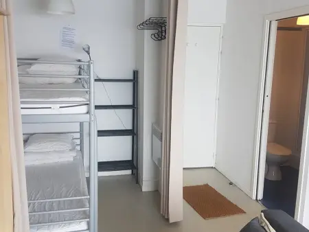 Studio cosy pour 4 pers avec kitchenette, parking et casier à skis à Arette - Photo 4