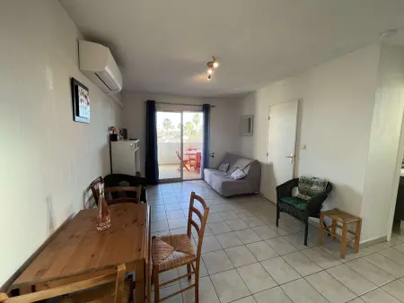 Appartement T3 avec Piscine, Clim, Terrasse, Parking Privé – À 600m de la Plage, 6 Pers. - Photo 4