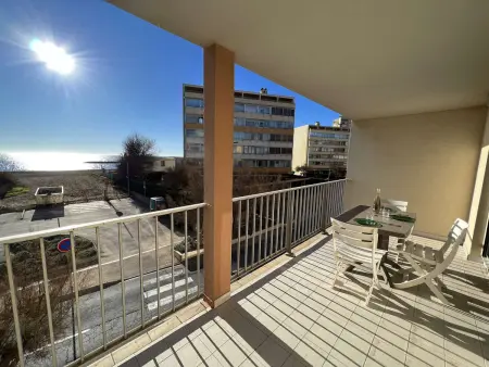T2 avec terrasse, parking privé, proche plage, Appartement 4 personnes à Valras Plage - Photo 4