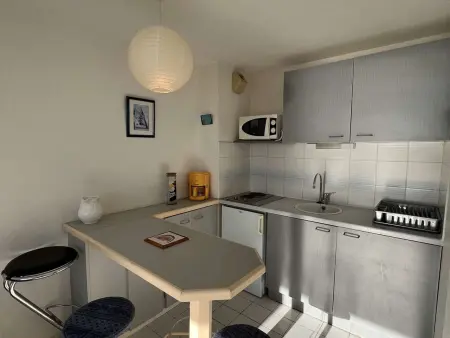 T2 avec terrasse, parking privé, proche plage, Appartement 4 personnes à Valras Plage - Photo 7