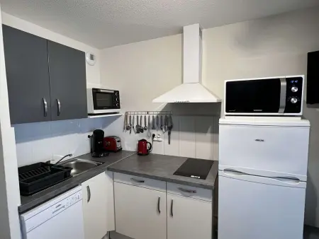 T2 à Valras-Plage avec Terrasse, Parking Privé, 4 Pers., Proche Plage et Commerces - Photo 9