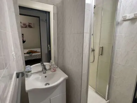 T2 à Valras-Plage avec Terrasse, Parking Privé, 4 Pers., Proche Plage et Commerces - Photo 11