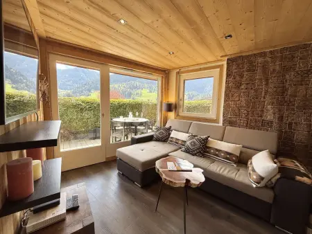 Studio Cabine à Praz-sur-Arly, 4 pers, proche pistes et village, parking et extérieur privé - Photo 2