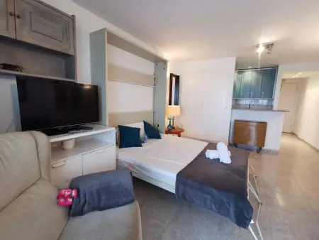 Studio moderne en bord de mer sur la Costa Brava - Photo 3
