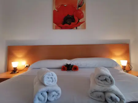 Bel Appartement avec Terrasse, 2 Chambres, Wifi Gratuit, Proche Plage et Centre - Confort Assuré ! - Photo 5