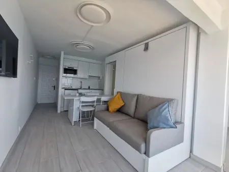 Studio rénové en première ligne de mer avec parking à Platja d'Aro - Photo 3