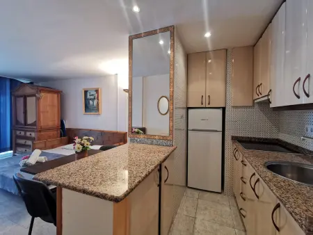 Studio avec Terrasse et Vue sur la Mer en Costa Brava - Photo 9