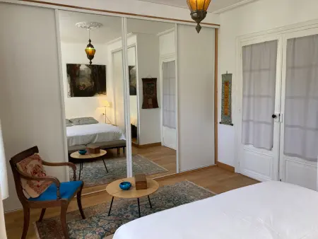 Appartement élégant au coeur de Le Palais avec WiFi - Photo 5
